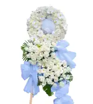 Vòng Hoa Mix Trắng Lan Hồ Điệp Sang – Trang Trọng - Mã: I-082 - Giá: 2.200.000đ