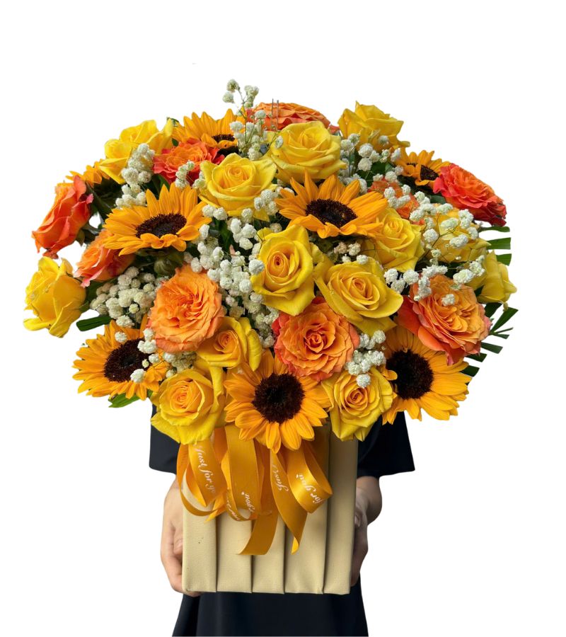 Giỏ Hoa Chúc Mừng Mix Vàng Hướng Dương